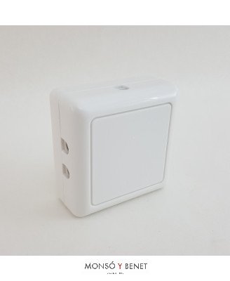 CAJA DERIVACION T.V. No. 9075-1E 4S