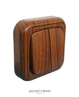CONMUTADOR DOBLE No. 2332 MD MADERA OSCURA